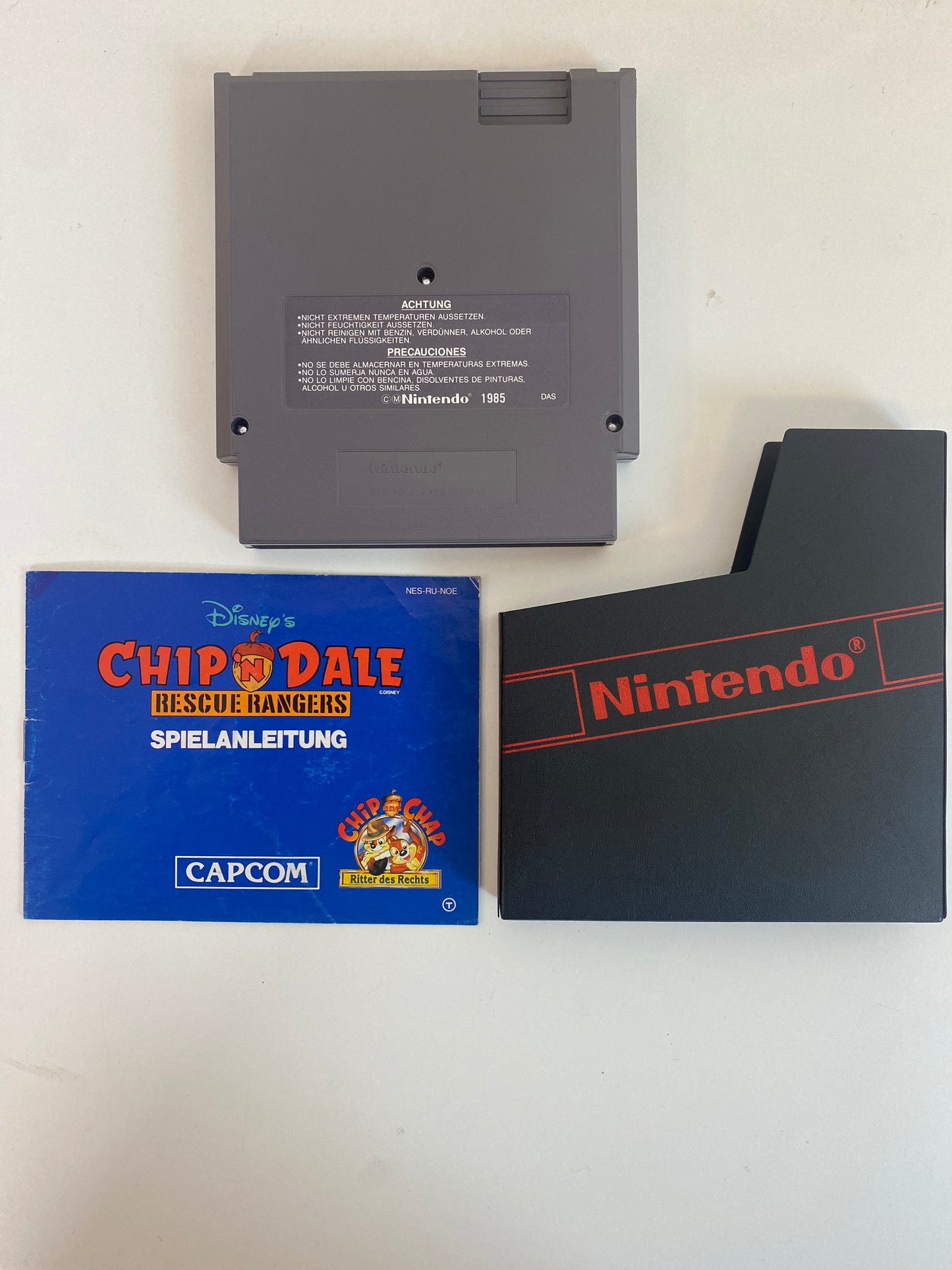 Nes game Chip n Dale with instructions Nintendo Entertainment