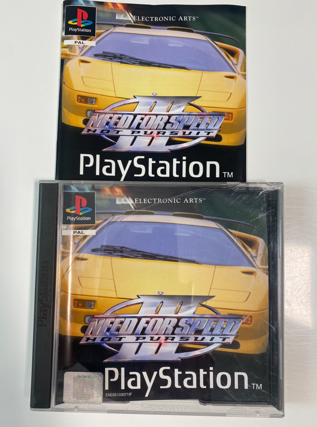 Need for Speed III: Hot Pursuit - PlayStation 1 game with original packaging and instructions